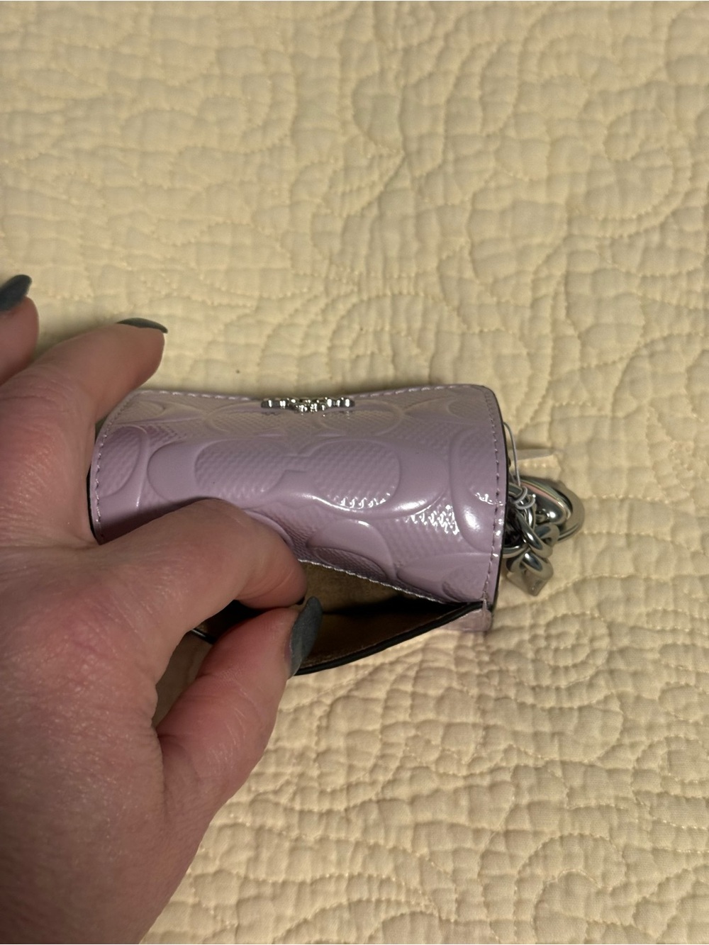 Coach Lilac Patent Leather Card Case Keychain with Heart Charm! NWT - Picture 10 of 15